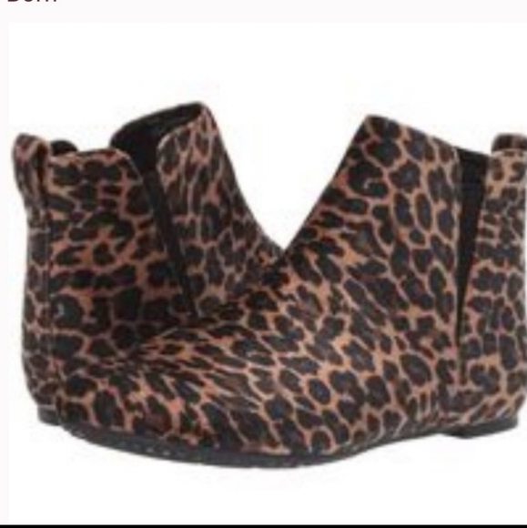 NEW BORN Women Ankle Leopard Print Fabric Boots Flats shoes sz 6.5M - Picture 1 of 11